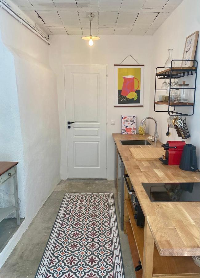 Gite Le Palmier - Perfectly Located Cosy Studio With Private Garden Puissalicon Exterior photo